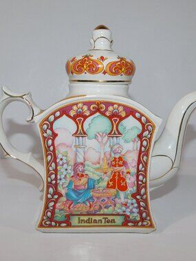 VTG James Sadler The World of Tea Collection INDIAN TEA Teapot Porcelain 7.75"